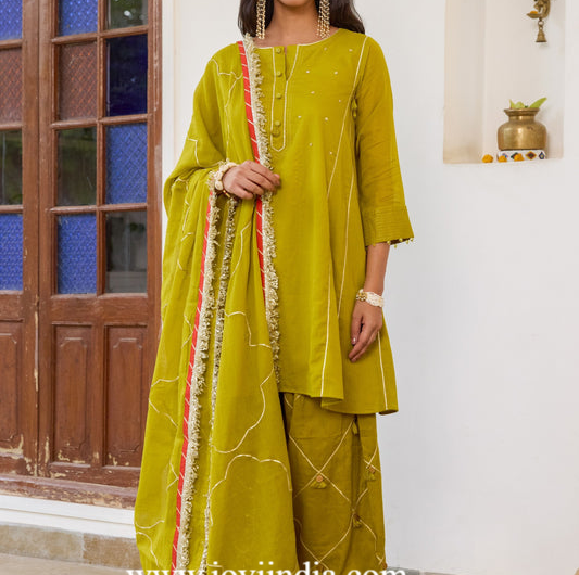 Buy Traditional Indian Ethnic Wear For Women | JOVI INDIA