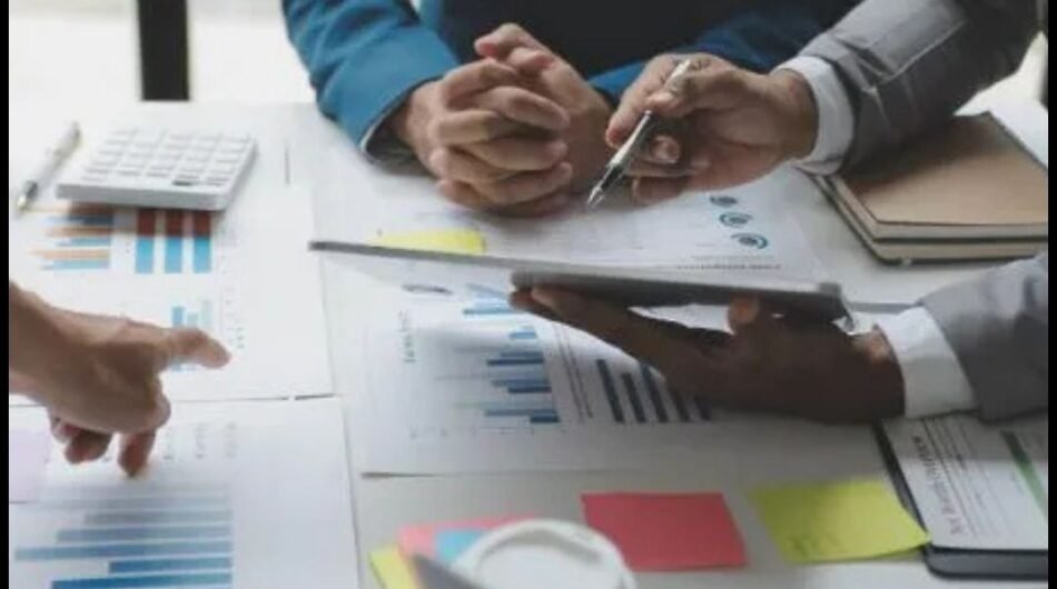 Financial-Advisory-Services-for-Growth-and-Stability-Kick-Advisory