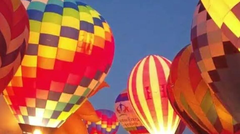 Hot-Air-Balloons-