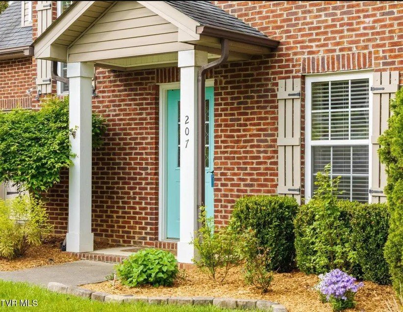 Sell My House in Kingsport – Fast & Easy Options