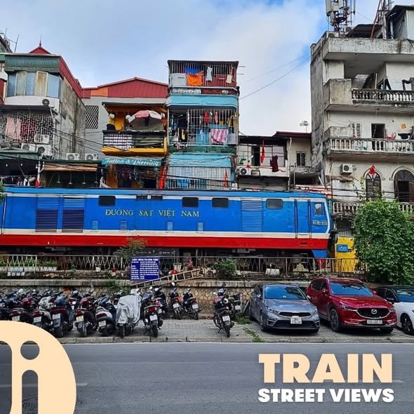 Train-Street-Coffee-Views
