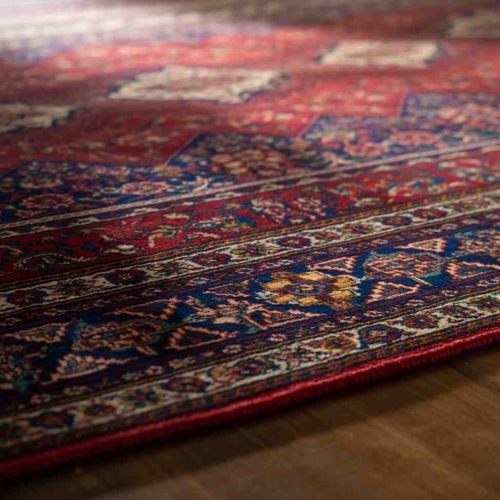 Jansons Carpets Presents Handmade Kashmir Silk Rugs in Delhi with Luxurious