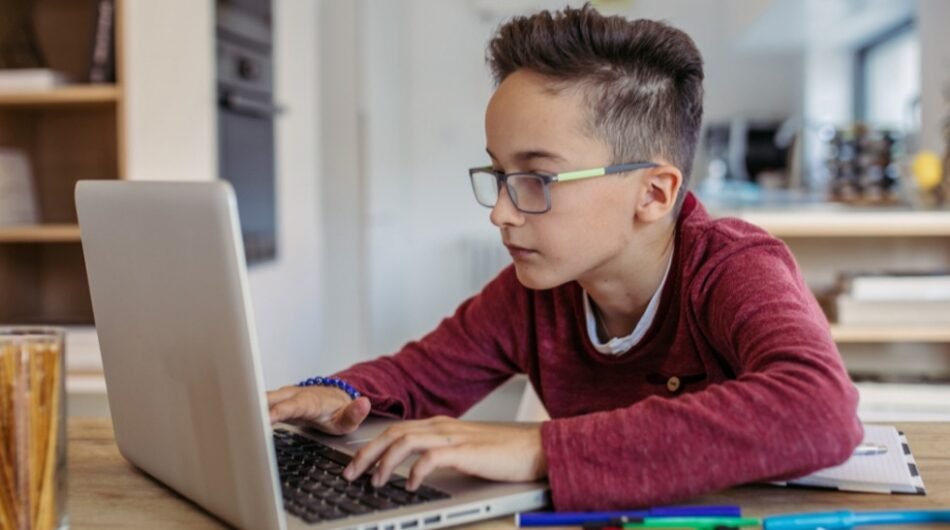 imgi_17_online-tutoring