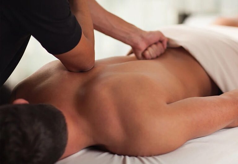 Massage-Therapy-For-Neck-Pain-1