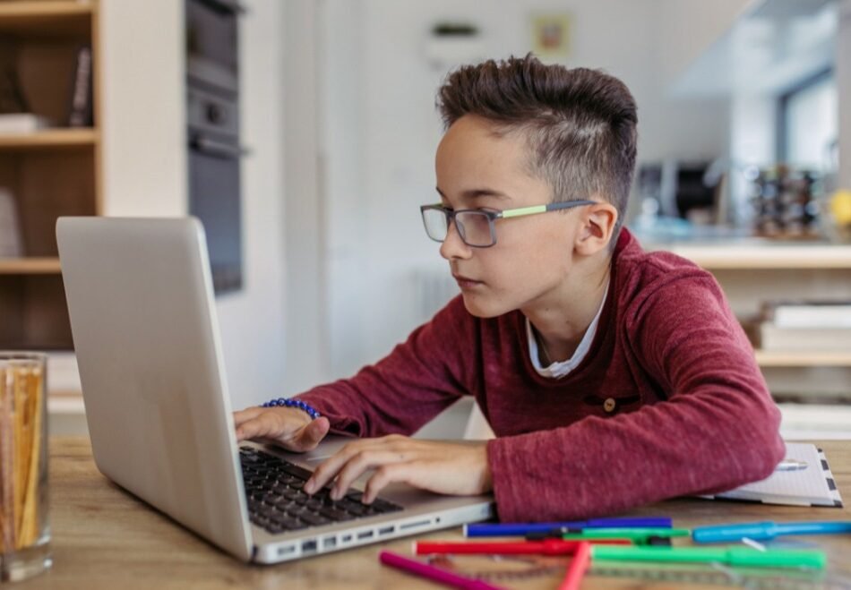 imgi_17_online-tutoring