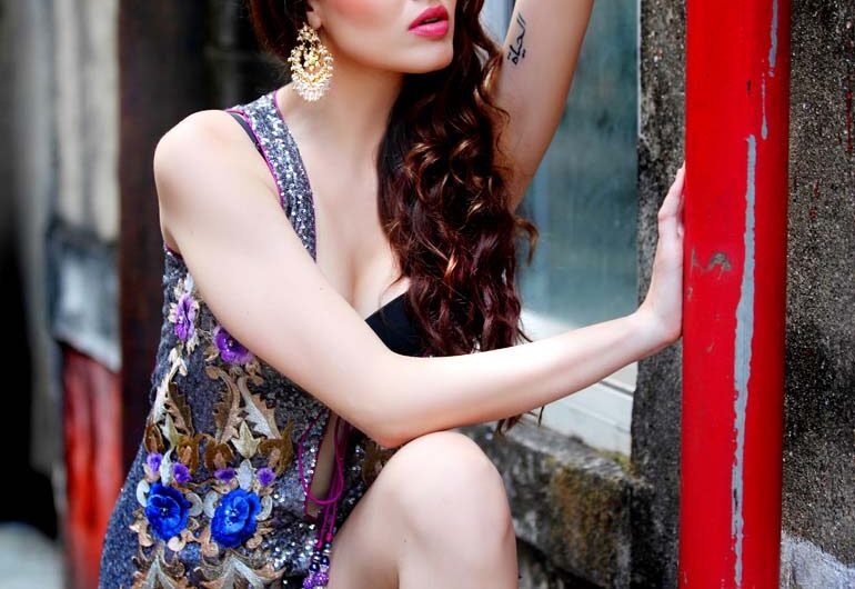 A.Rrajani – Model Portfolio Photographer Near Me