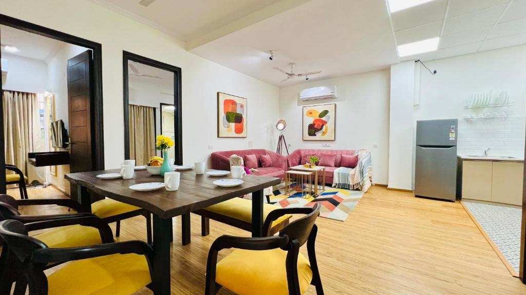 Dwaarika Heights Ved Vyas Puri Meerut