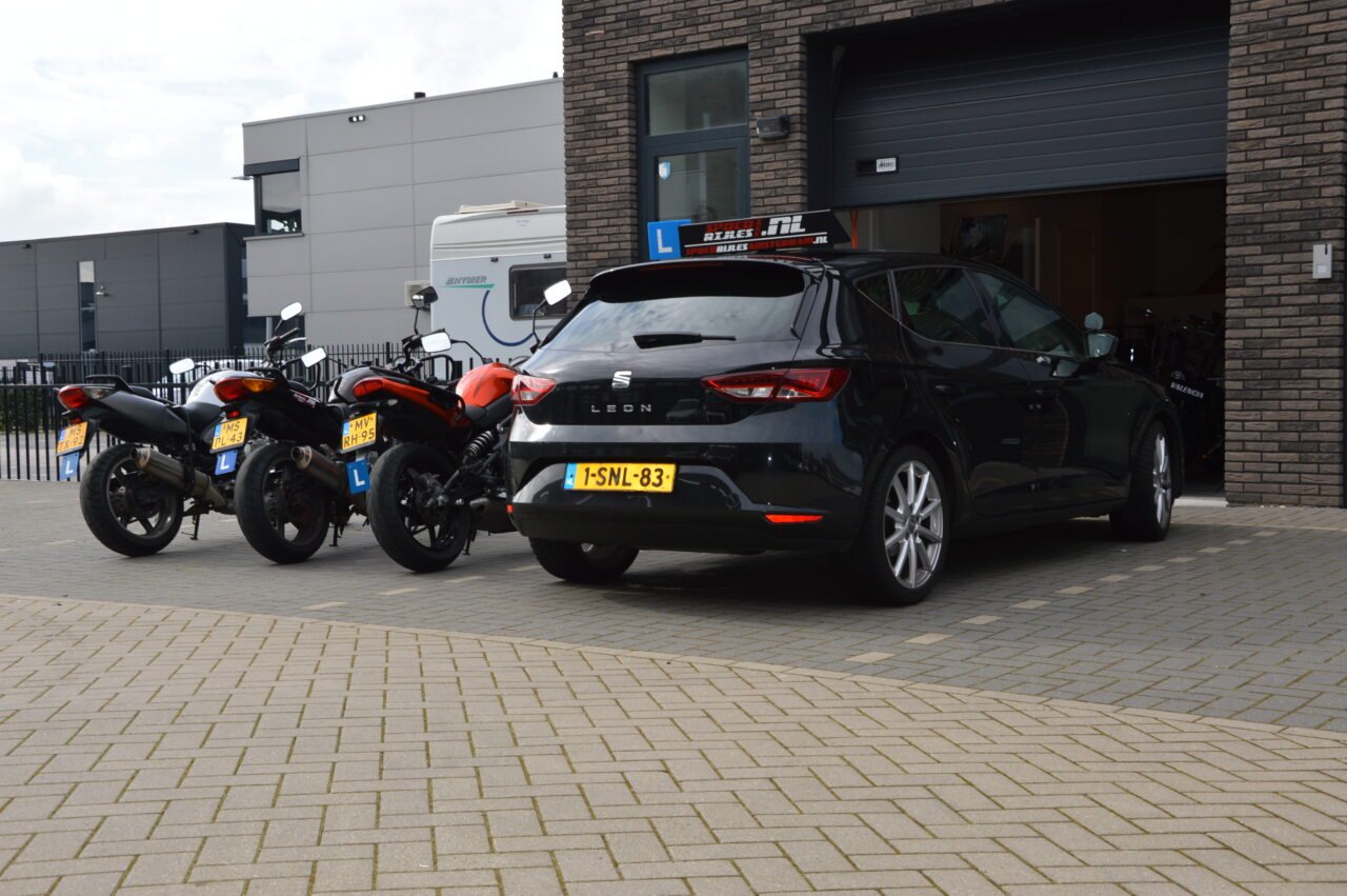 Spoed Rijles Amsterdam – Snel en Zelfverzekerd Je Rijbewijs Halen