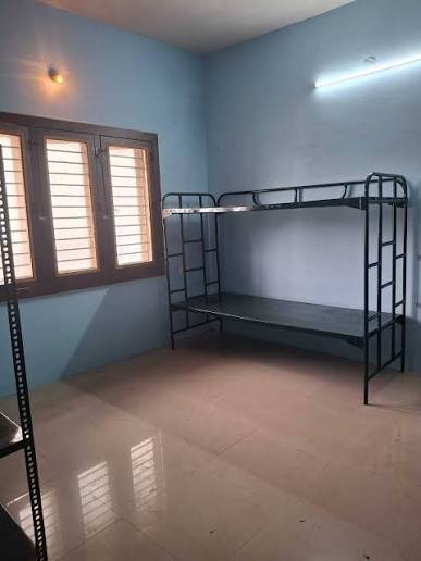 Mathi’s Nest Ladies Hostel Tiruchirappalli