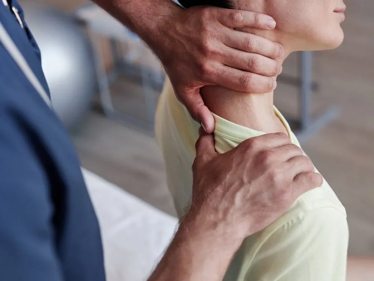 Support Better Mobility With Neck Pain Massage Relief